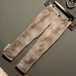 Jlo Snake Animal Wave Stretch Jeans .